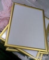 Metal poster frame