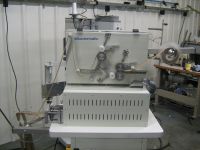 Press machine to glue straps