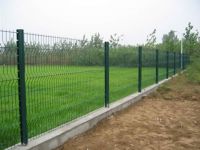 wire mesh fence