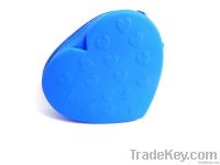 silicone coin purse with zipper and embossed little hearts