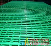 Coated PVC electro welded meshes