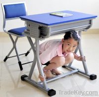 Earthquake Shulter School Desk