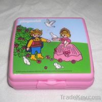 Plastic lunchbox