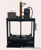 Hydraulic baling machine