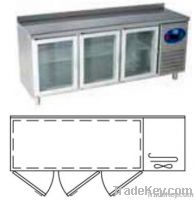 COUNTER REFRIGERATOR WITH GLASS DOORS