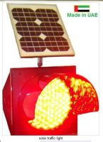 solar traffic signal