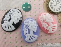 Matte and glossy resin flower cabochons for diy jewelry