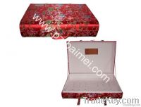 festive bedding gift box