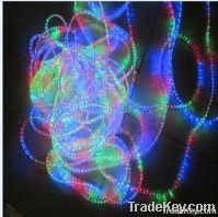 Flat multi-color led rope light with three wires