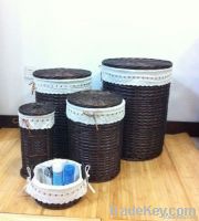 Willow Baksket With Lining