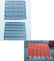 Pig Equipment-Slotted Plastic Floor 700mm(L)x600mm(W)