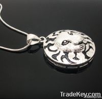 lion pendant