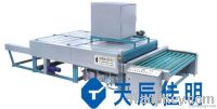 Horizontal double glazing glass cleaning machine