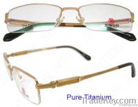 Light material, toughness and durable titanium eyeglass