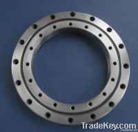 Crossed roller slewing bearing