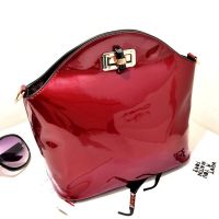 2014 , new design arrive , shoulder bag ,spring oil patent leather messenger bag with high quanlity