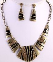 fashion necklace