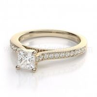 Princess Cut Diamond Engagement Ring