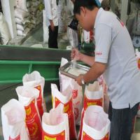 LONG WHITE THAI RICE WITH GOOD PRICES PER MT.SAMPLE AVAILABLE FOR FREE