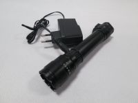 High Quality Rechargeable Battery LED Focus Flashlight