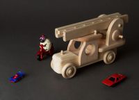 Children&apos;s wooden fire engine for play and creativity.