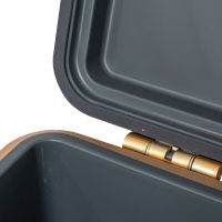 Stylish Portable Insulated Box For Picnics