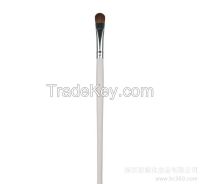 eye shadow brush