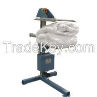 Comforter packing machine bag machine